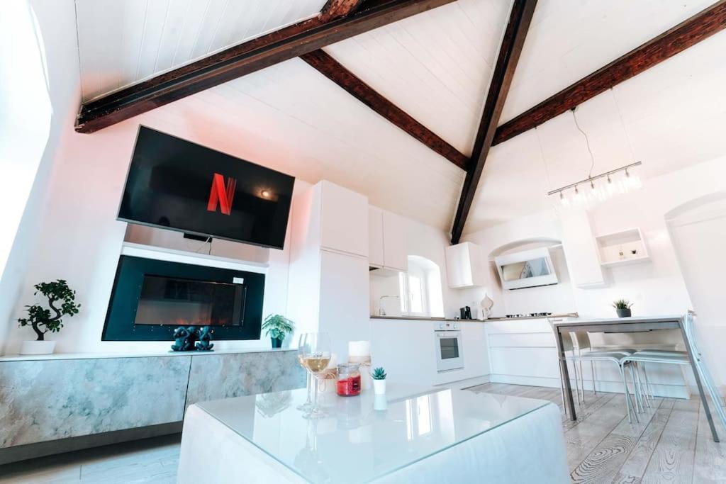 Apartment Loft Cavour - Teatro Ariston